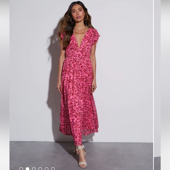 NWT VICI Private Island V-Neck Floral Maxi - Picture 1 of 7